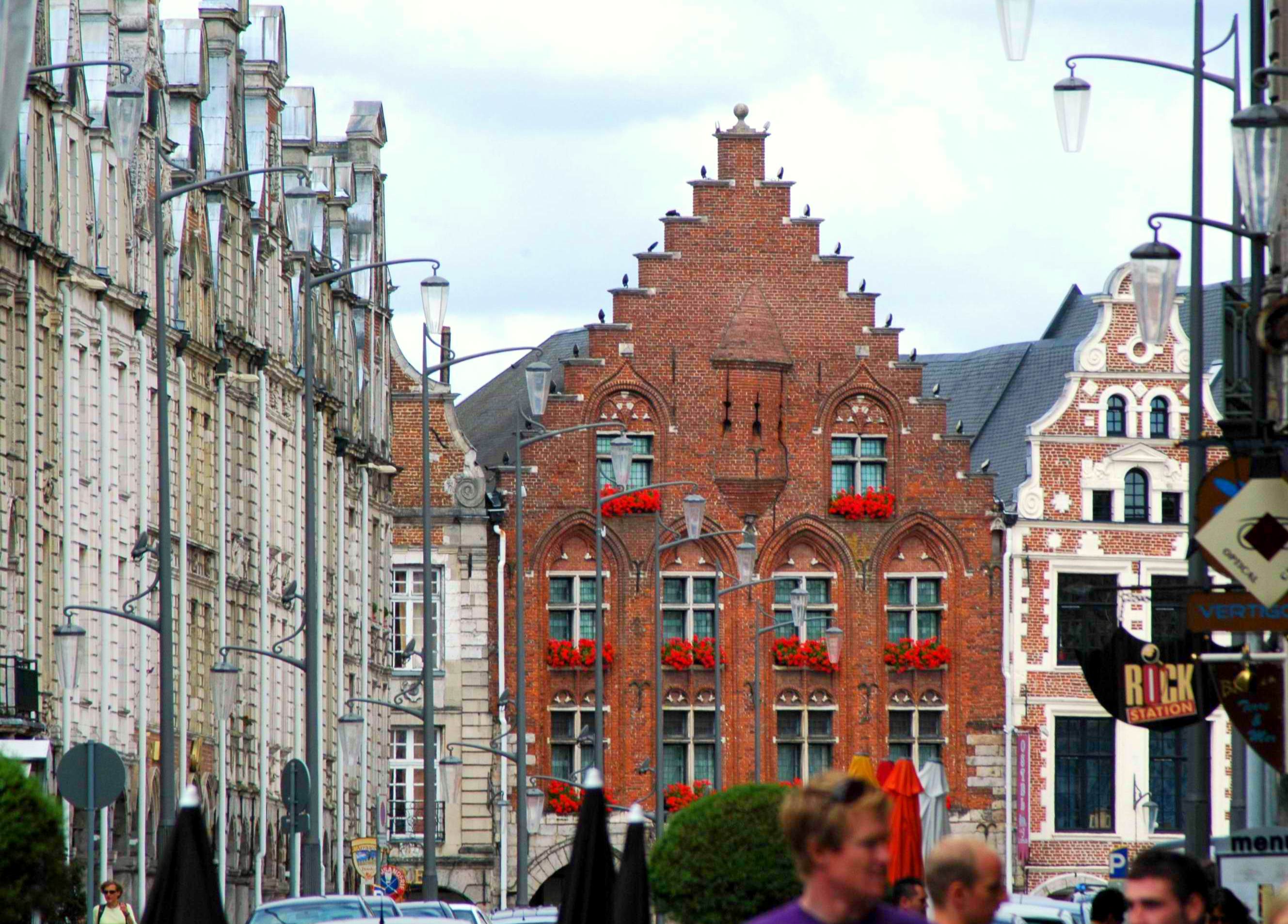 Grand'Place, Arras © isamiga76, licence [CC SA 2.0], from Wikimedia Commons