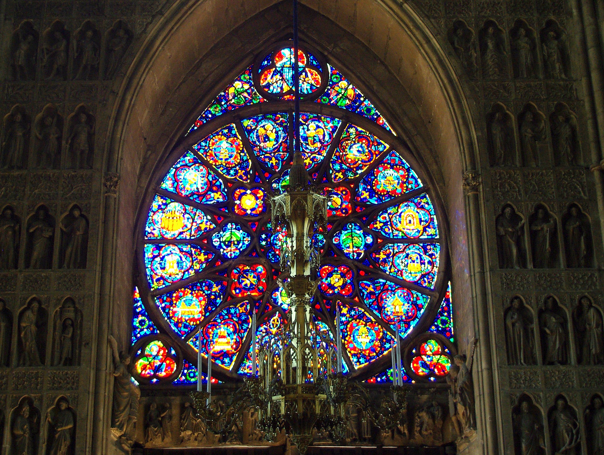 West rose window, Reims Cathedral © French Moments