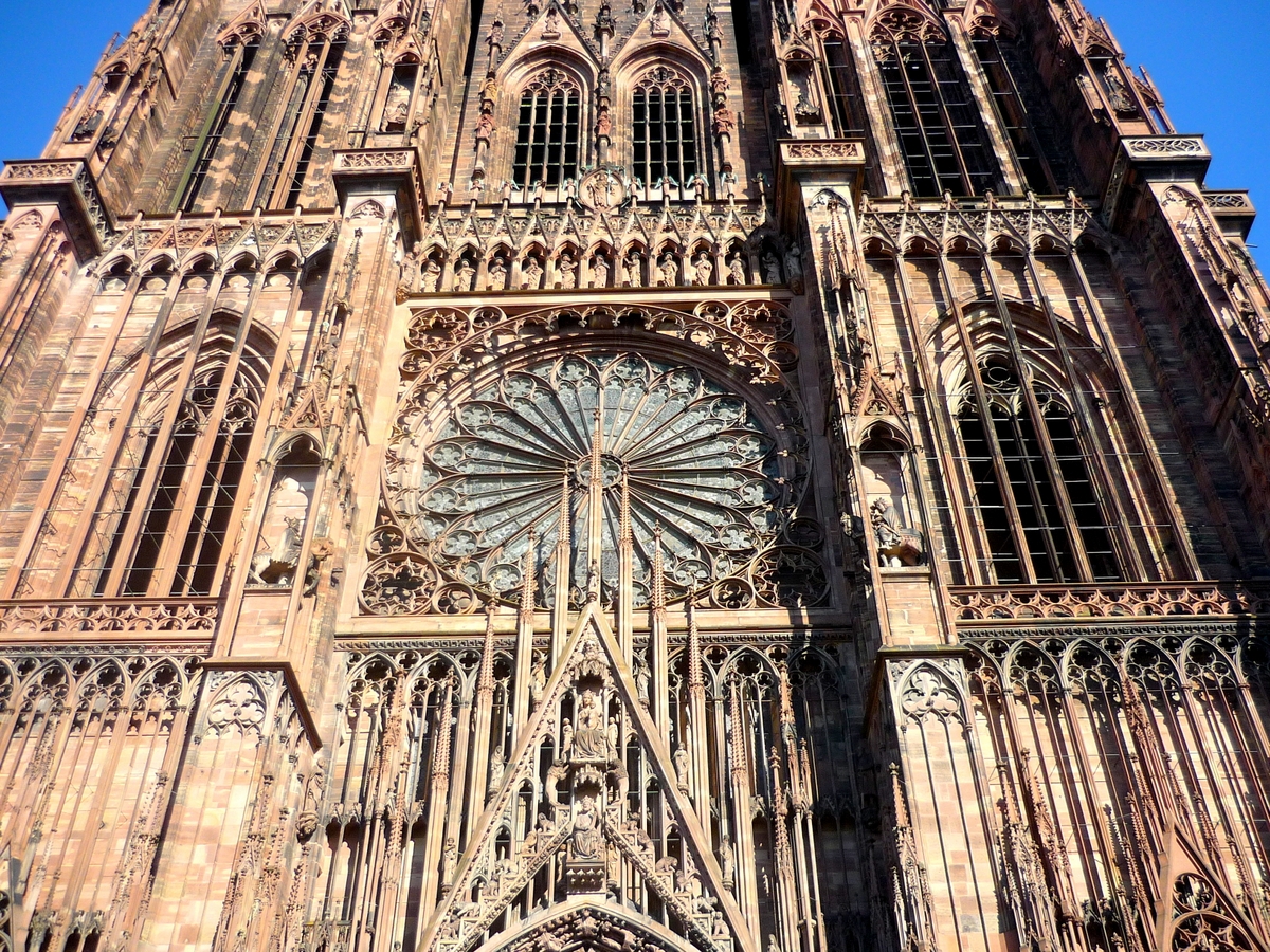 The façade of Strasbourg Cathedral © French Moments