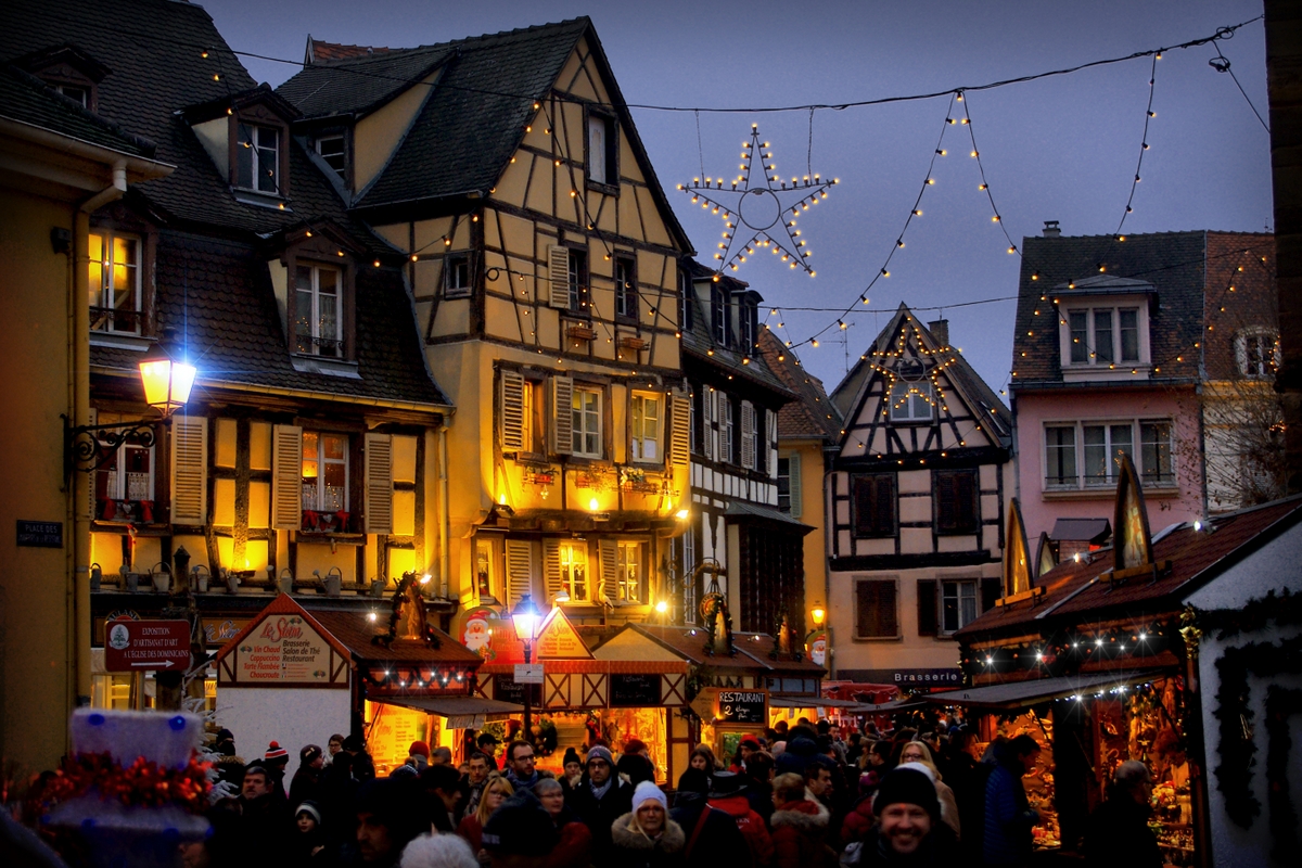 Christmas market of place des Dominicains © French Moments