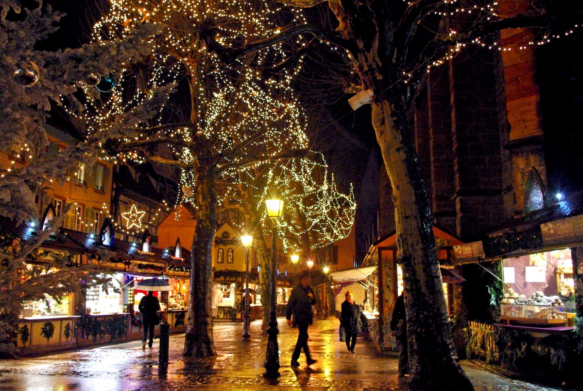 Christmas market of place des Dominicains © French Moments