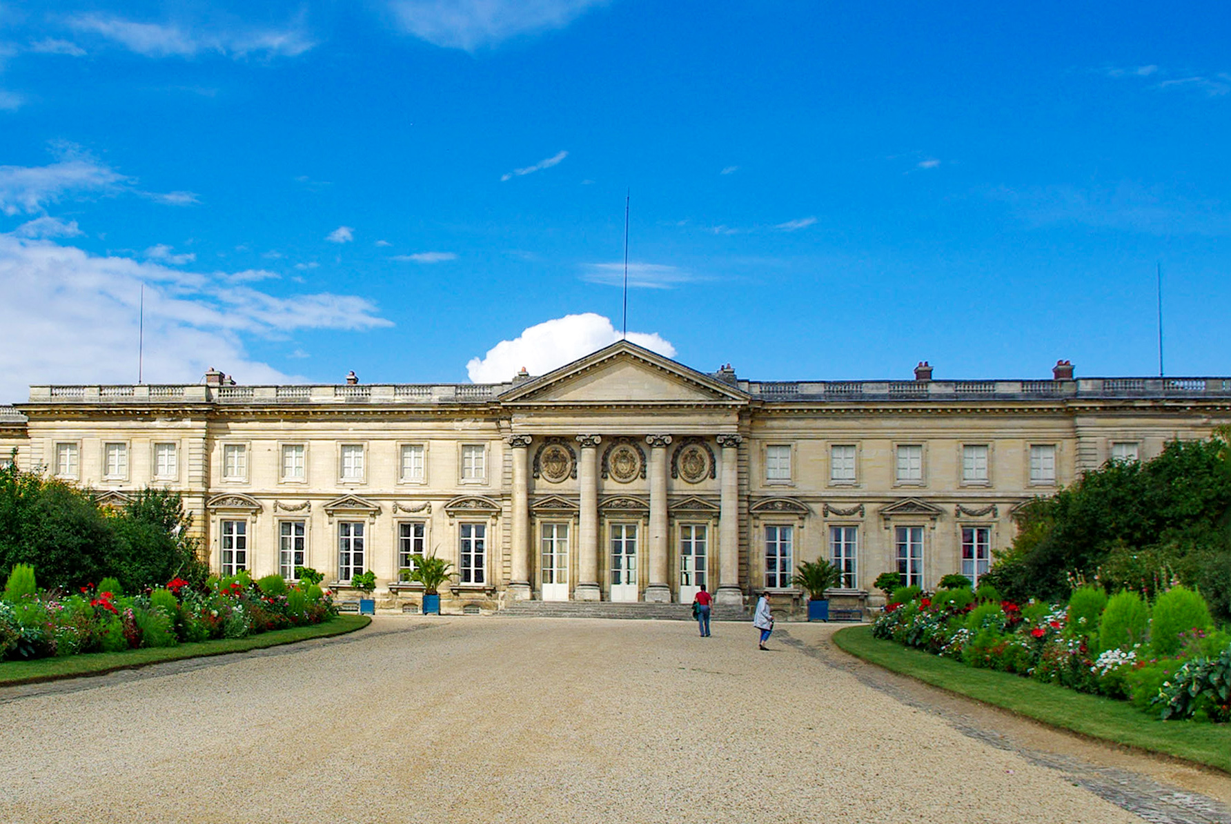 Compiègne Palace © Vifdor - licence [CC BY-SA 3.0] from Wikimedia Commons