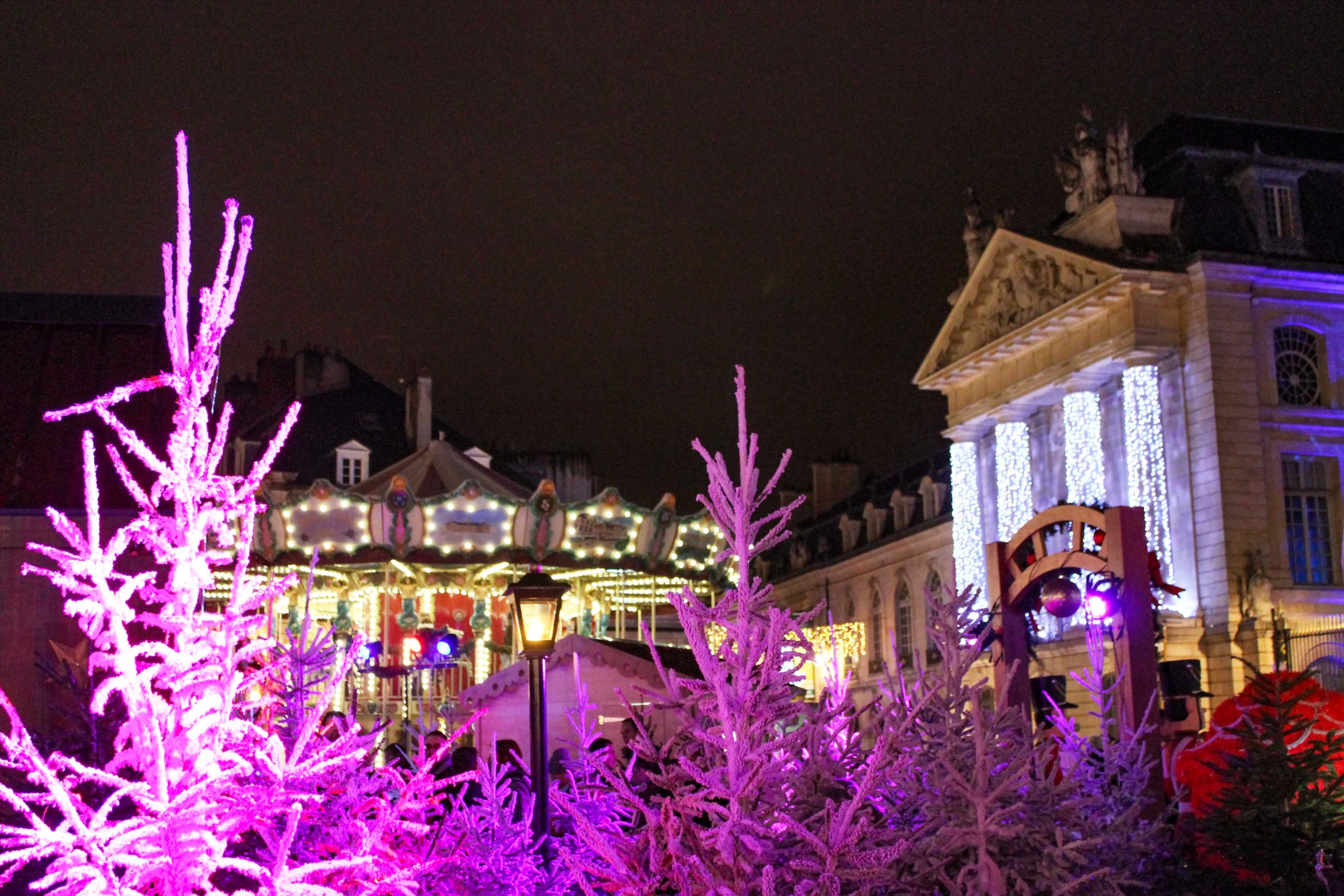 Christmas Place de la Libération © Office de Tourisme de Dijon Métropole