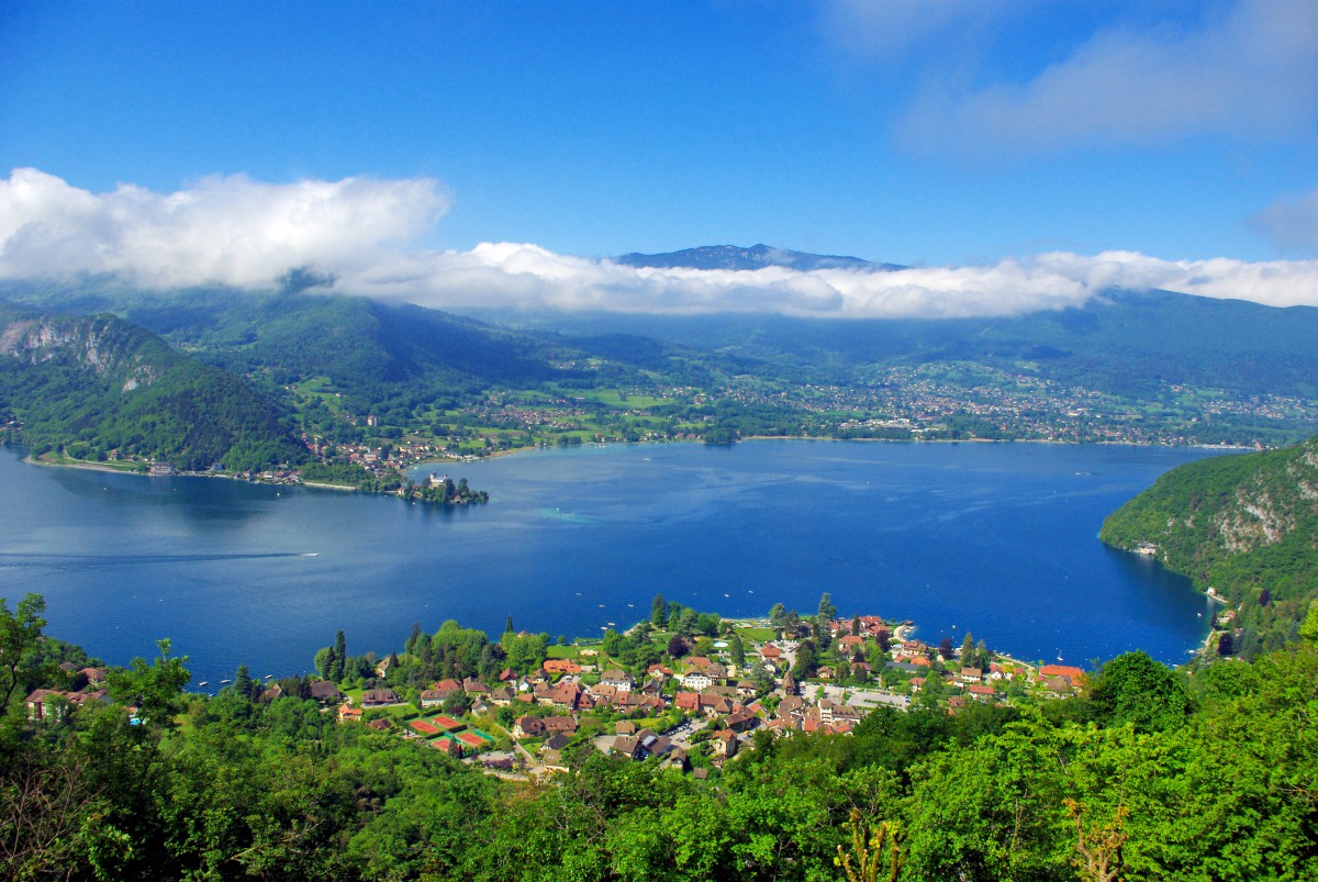 Lake Annecy and Talloires from Ermitage de Saint-Germain © French Moments