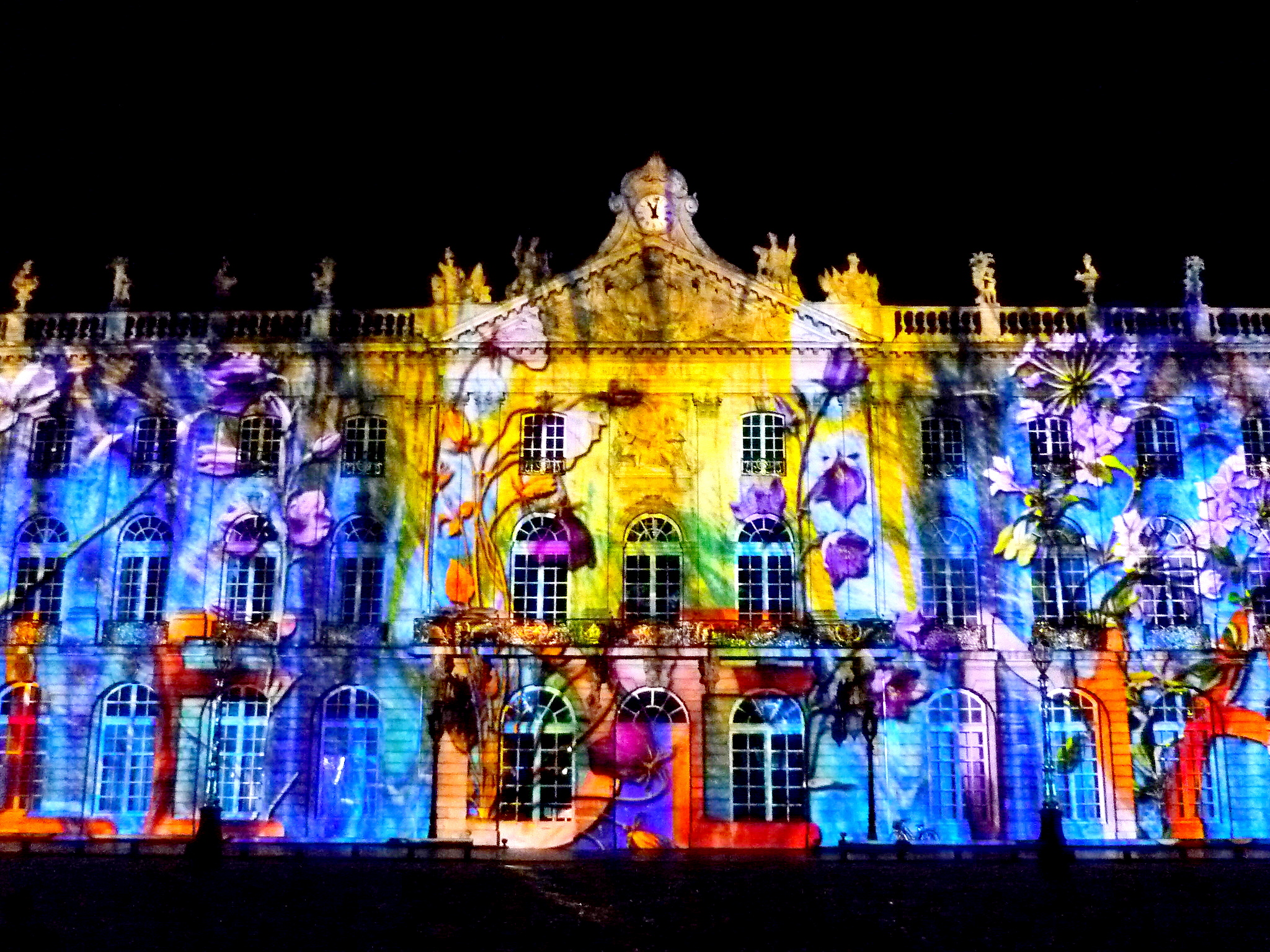 Light Show on Place Stanislas, Nancy © French Moments