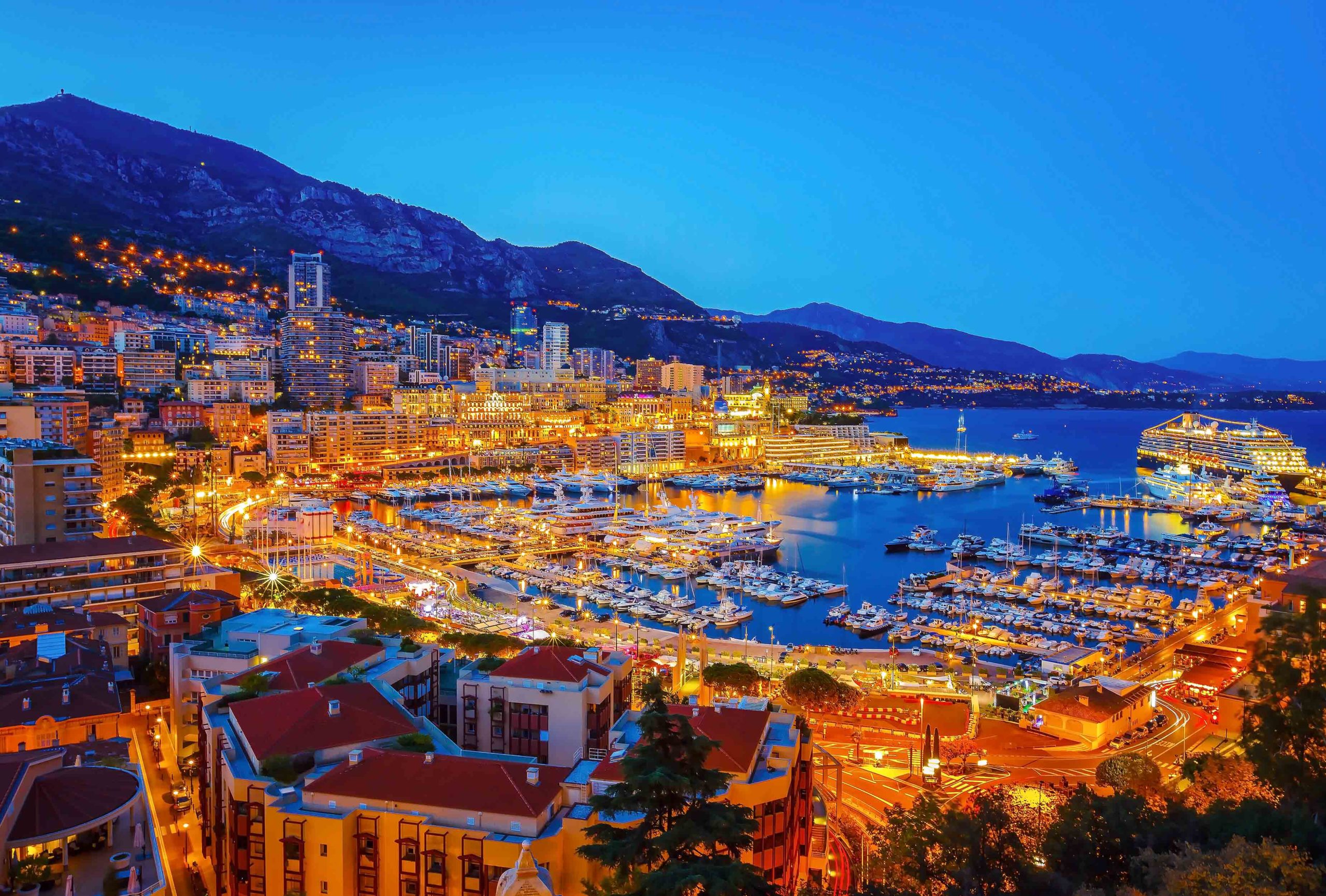 The Principality of Monaco by night @kityyaya via Twenty20