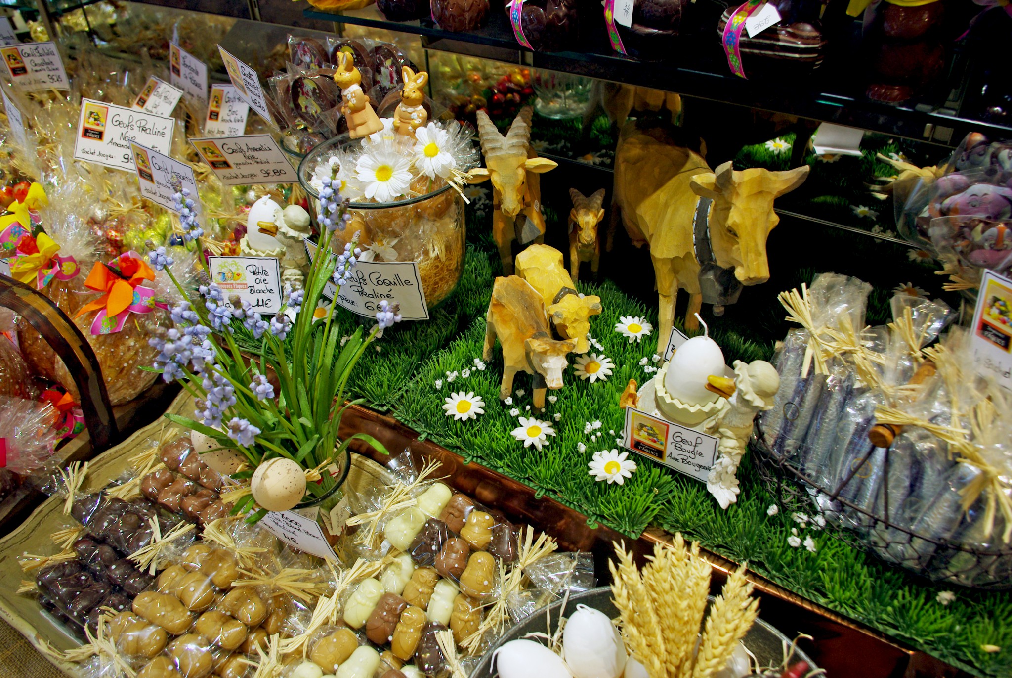 Easter decorations at Bauget in Maisons-Laffitte © French Moments