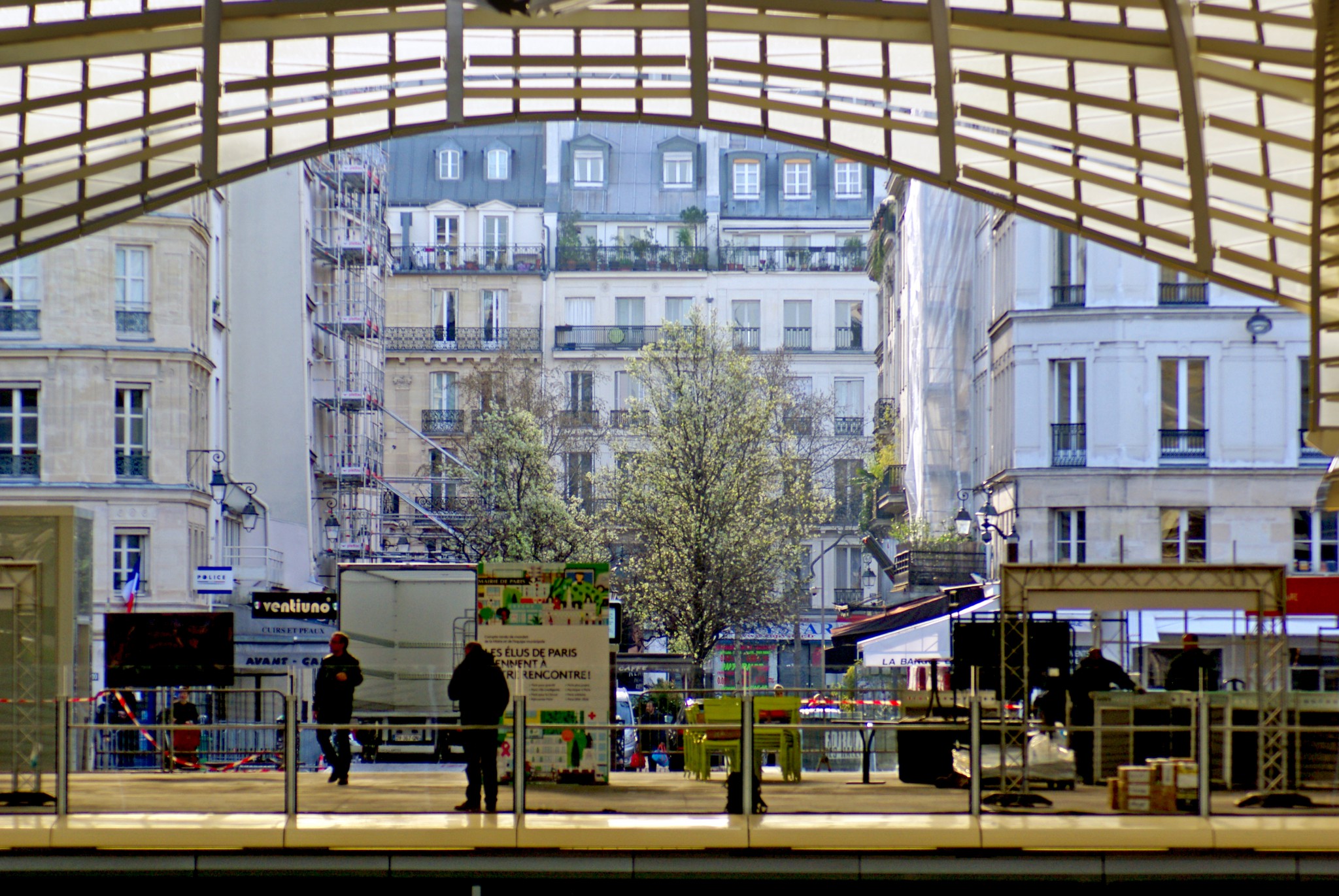 The Canopy of Les Halles, rue de la Cossonnerie and Boulevard de Sébastopol, Paris © French Moments