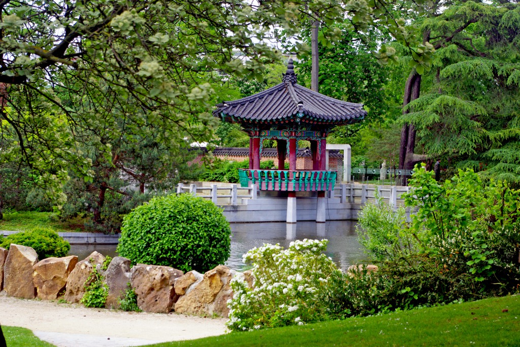 The Seoul Garden in the Jardin d'Acclimatation © French Moments