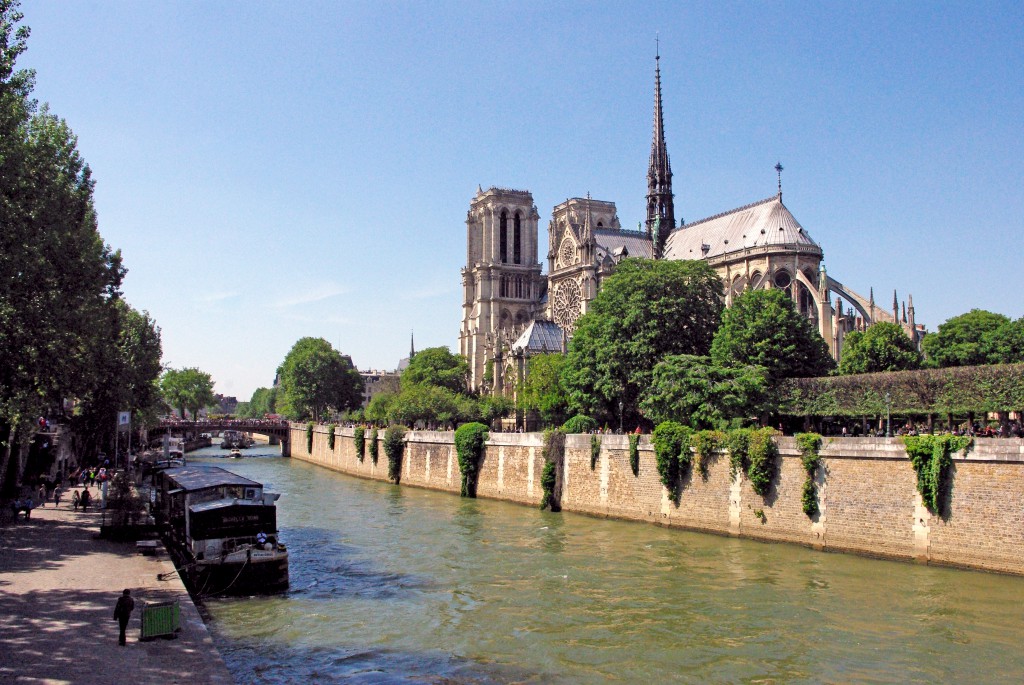 Notre-Dame May Pont de l'Archeveche Paris copyright French Moments
