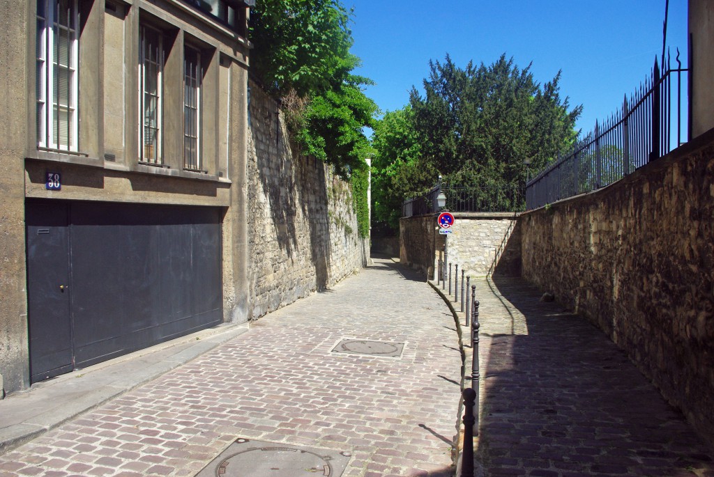 Rue Berton, Paris