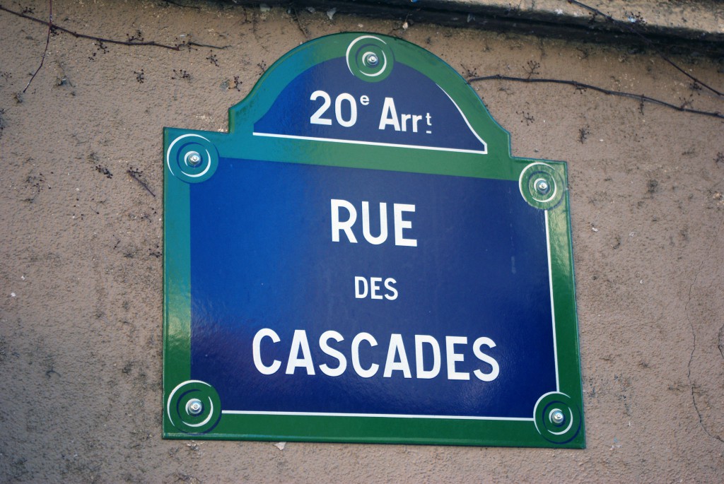 Rue des Cascades, Paris © French Moments