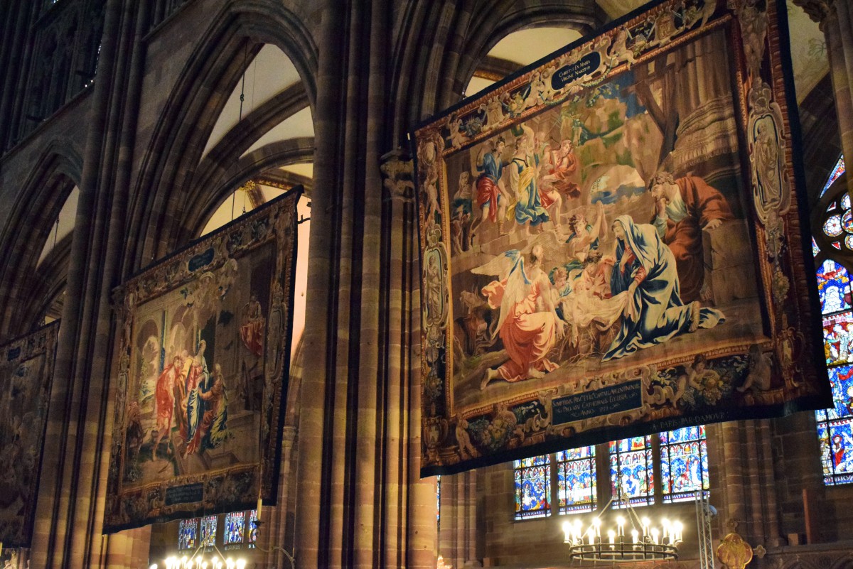 The tapestries of Strasbourg cathedral on display for Christmas © French Moments