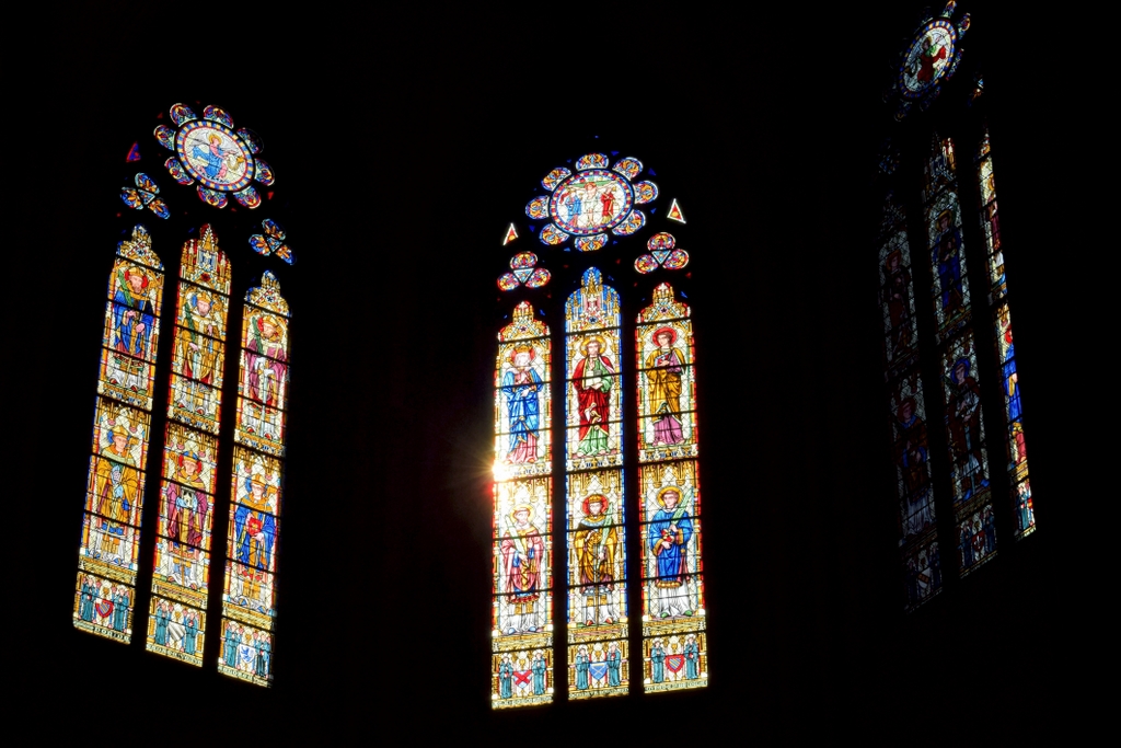 Stained-glass windows inside the Dijon cathedral © French Moments
