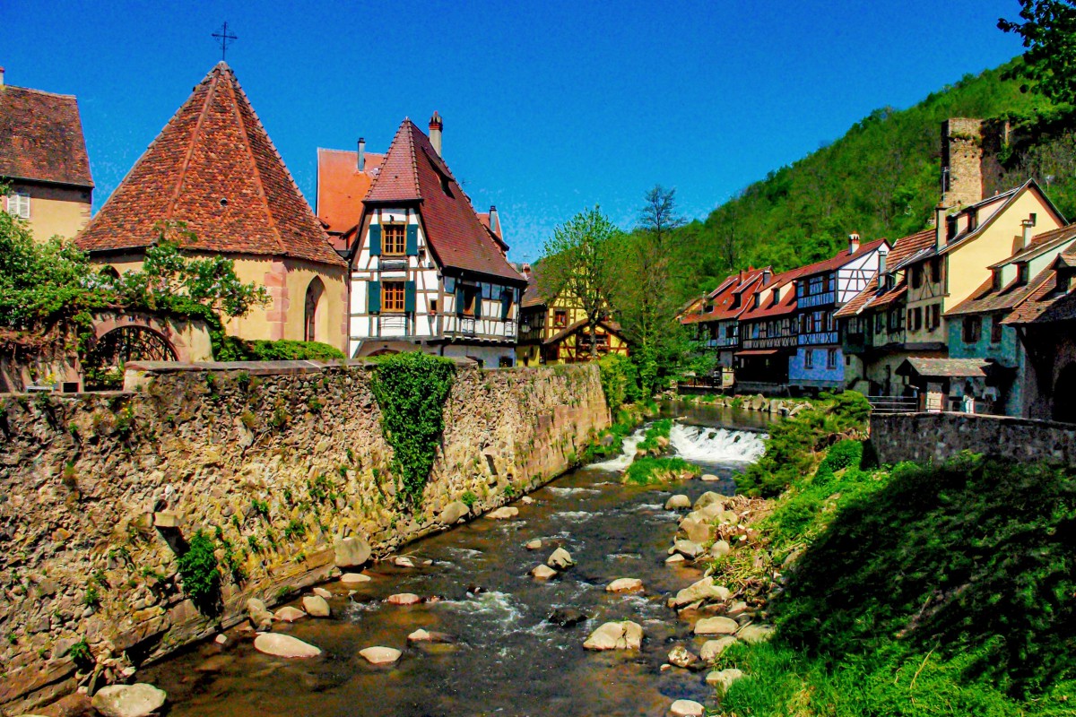 Photos of Spring in Alsace - Kaysersberg © French Moments