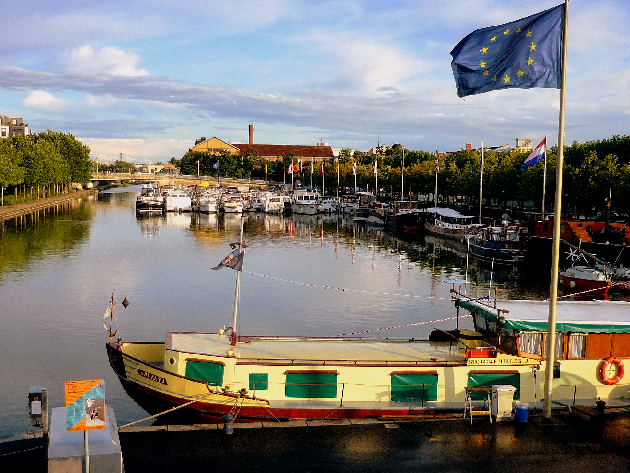 Waterway holidays in Lorraine - Marina of Nancy © French Moments