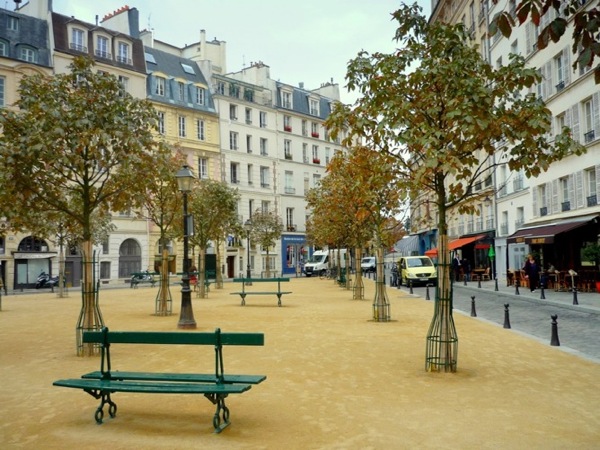 Place Dauphine in Paris © French Moments