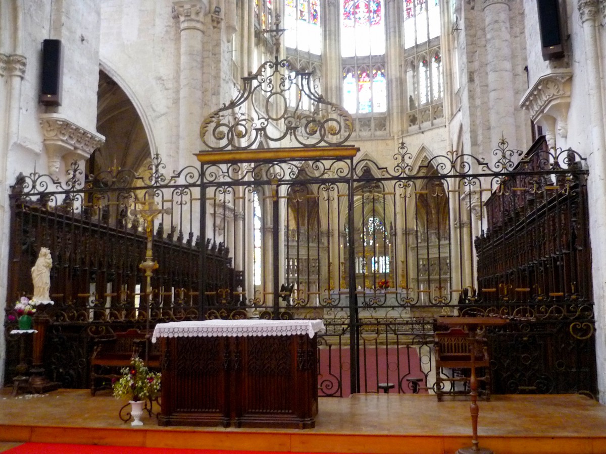 The choir, Vendôme Abbey © French Moments