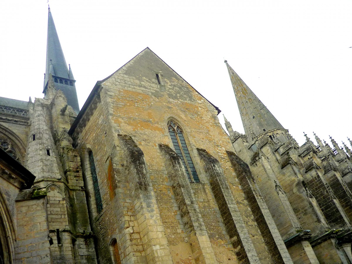 The Romanesque transept, Vendôme Abbey © French Moments