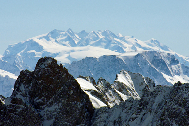The Monte Rosa (highest peak of Switzerland) seen from the Aiguille du Midi © French Moments