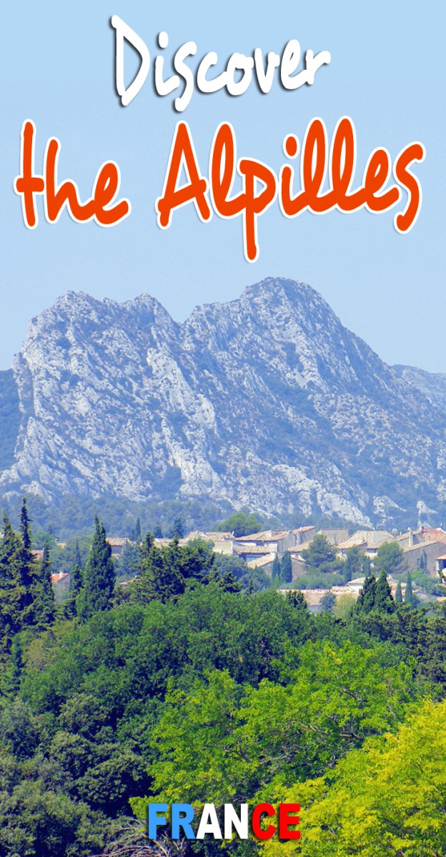 Discover the Alpilles mountain range in Provence © French Moments