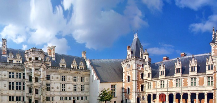 Blois Castle © Tango7174 (CC BY-SA 4.0-3.0-2.5-2.0-1.0) via Wikimedia Commons