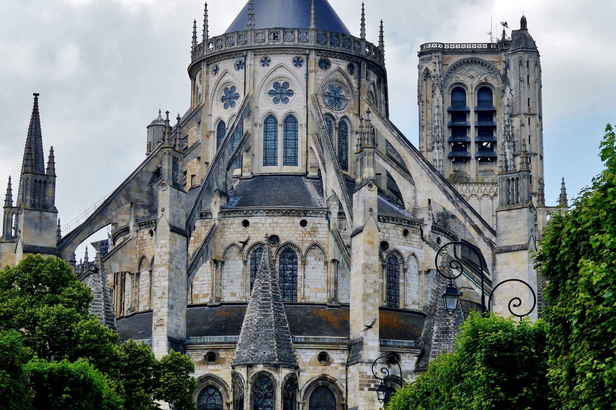 The Chevet of Bourges Cathedral © Zairon - licence [CC BY-SA 4.0] from Wikimedia Commons