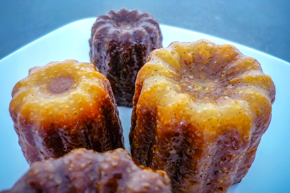 Canelés de Bordeaux © French Moments