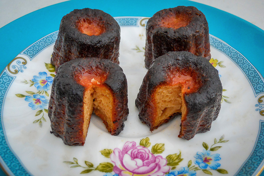 Canelés de Bordeaux. Photo courtesy Manon Mineur for French Moments.jpg