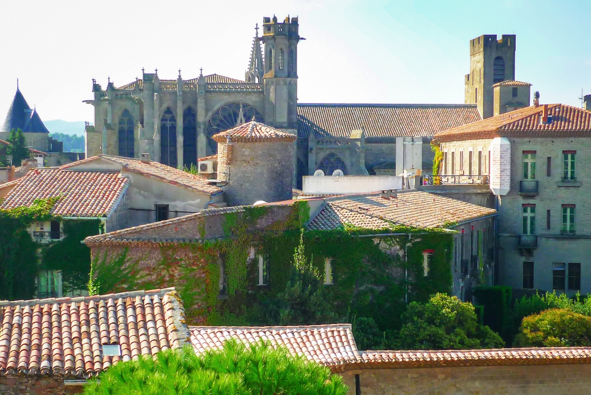 Cité of Carcassonne - The basilica of Saint-Nazaire © French Moments