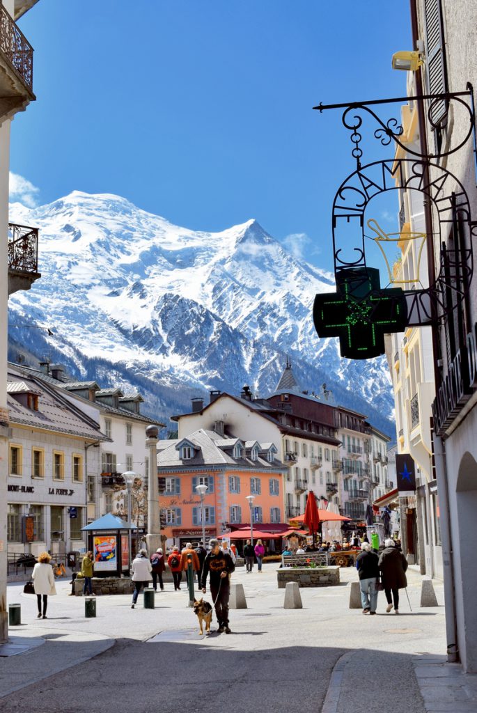 Chamonix Mont Blanc A Discovery Guide French Moments