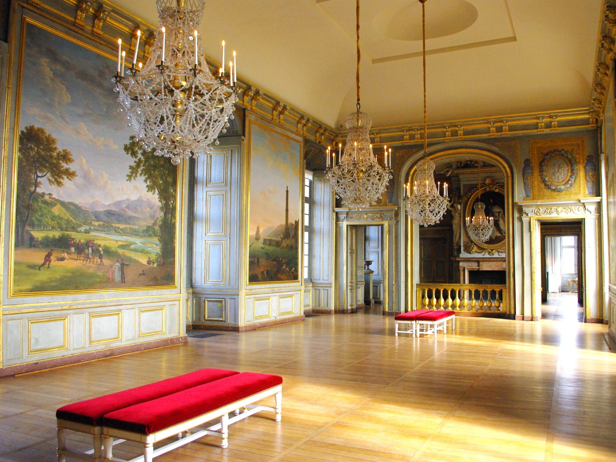 Chateau Maisons Laffitte Interior 29 copyright French Moments