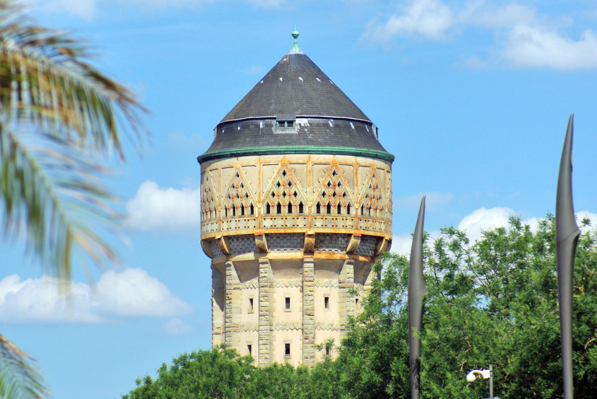 Château d'Eau, Metz © French Moments