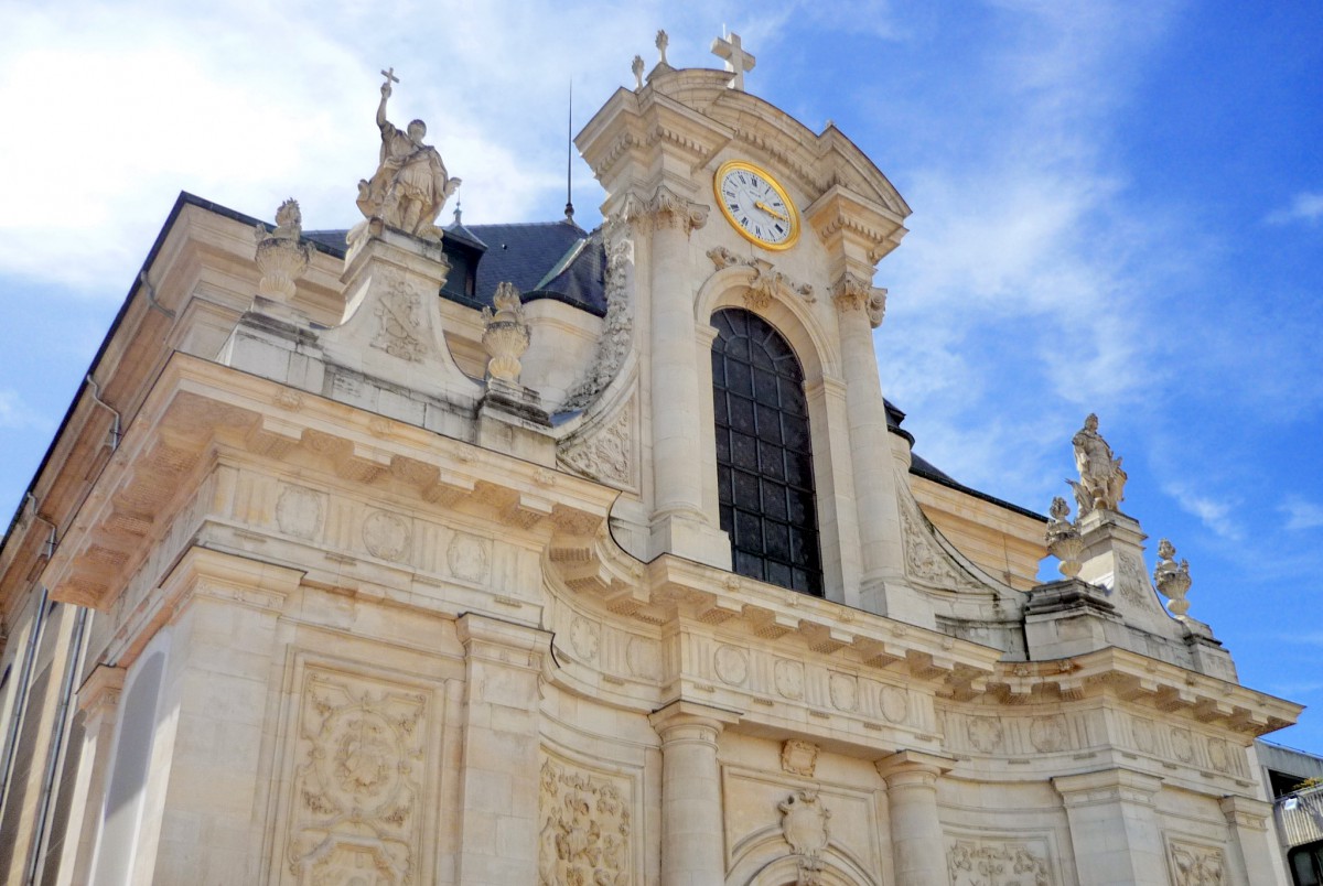 The façade of St. Sébastien church, Nancy © French Moments