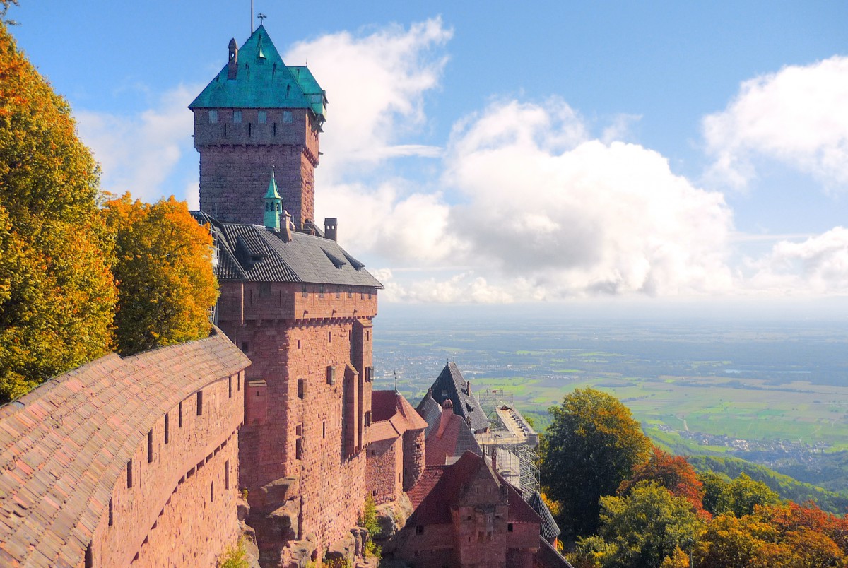 castles of France: The Haut-Kœnigsbourg castle and the view to the plain of Alsace © French Moments