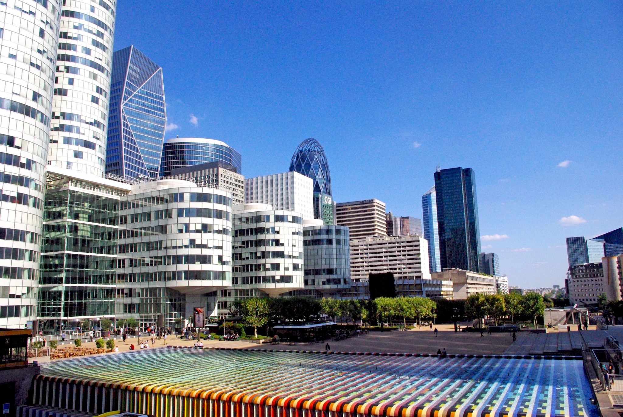 La D fense In Paris Europe s Largest Business District French Moments