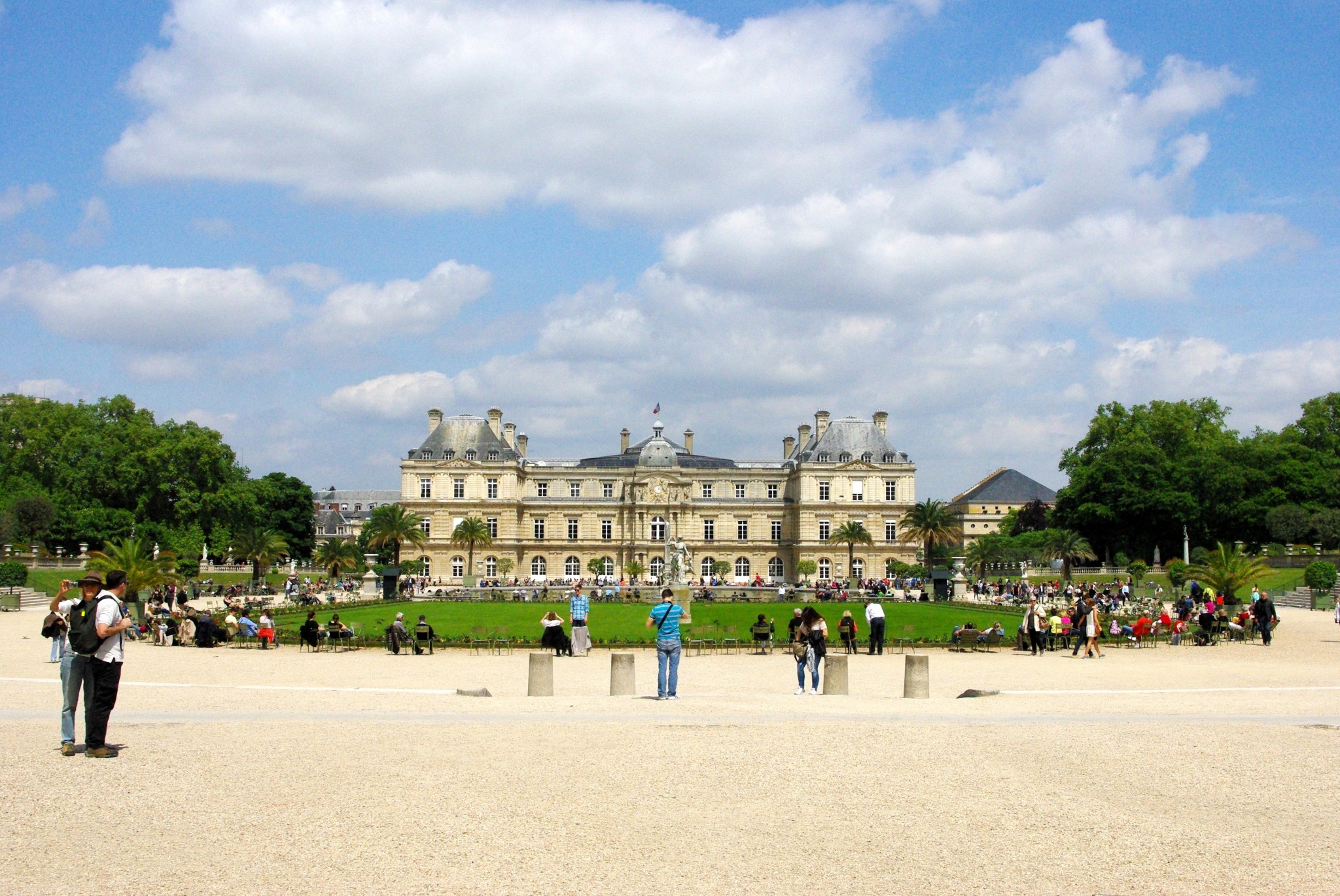 Landmarks of Paris - The Luxembourg Palace © French Moments