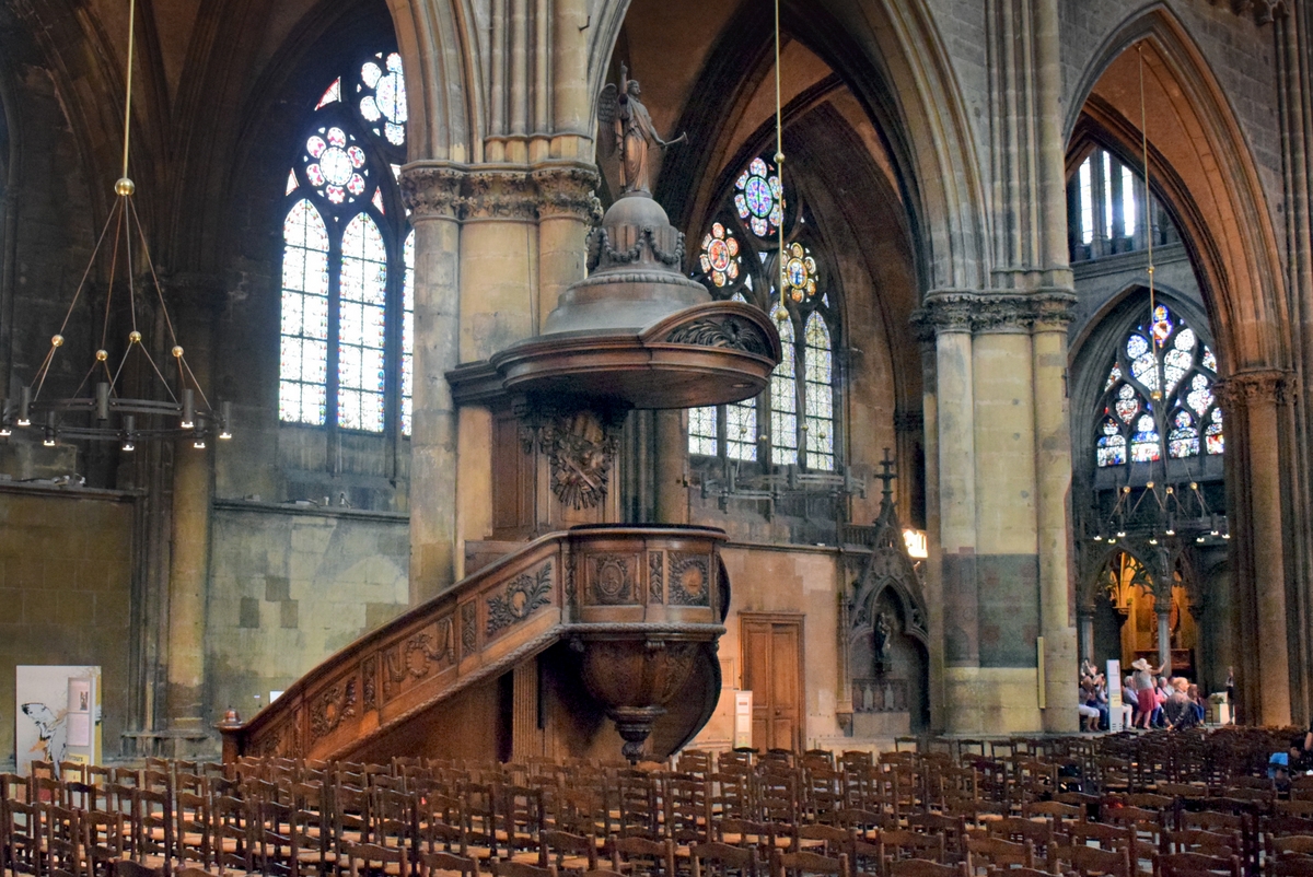 The pulpit in Metz Cathedral 