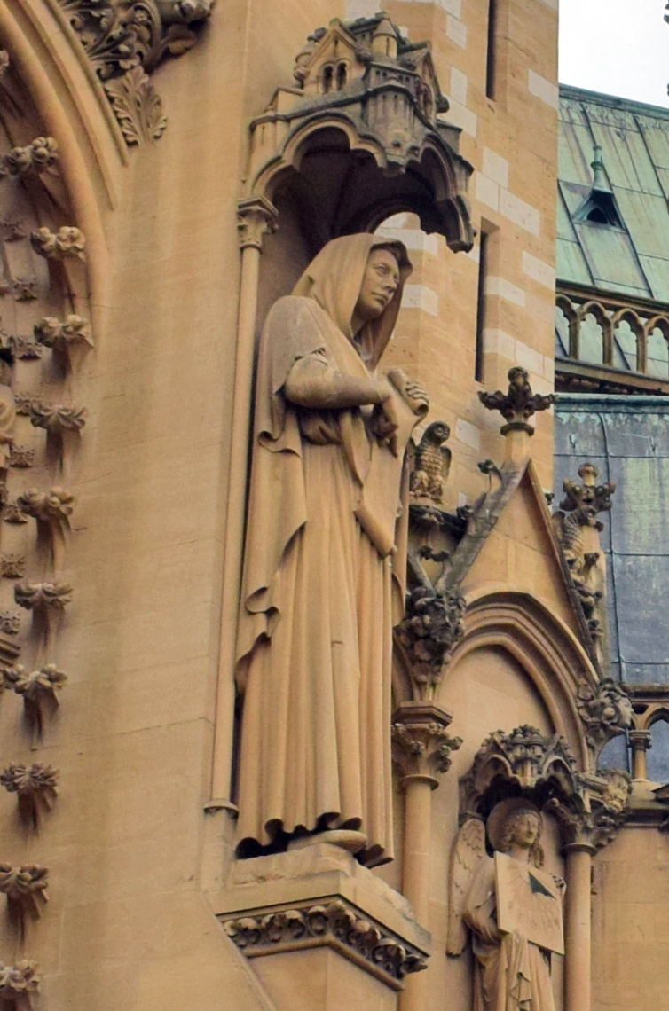The statue of the Kaiser depicting Dnaiel
