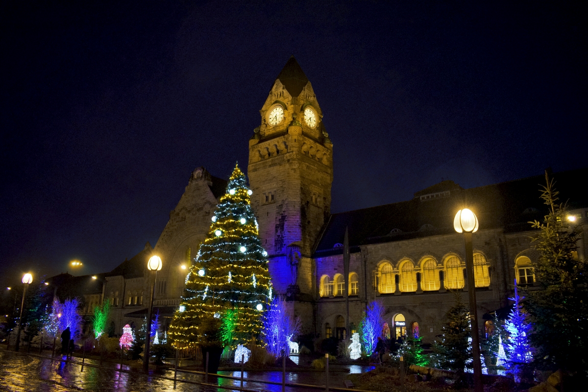 The railway station of Metz © French Moments