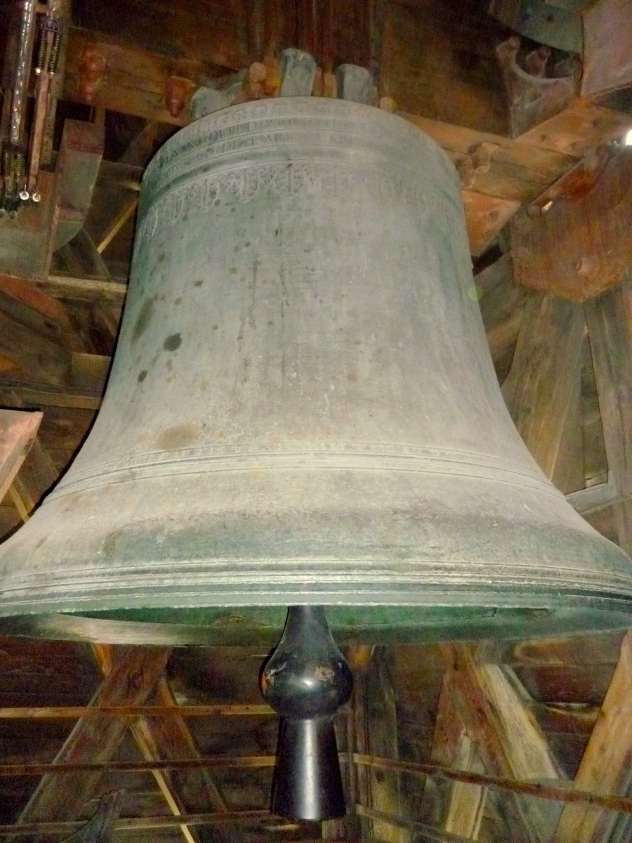 Emmanuel, the bell of Notre-Dame © French Moments