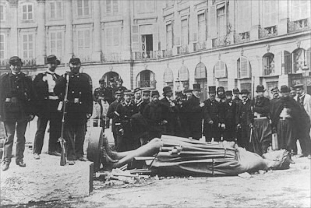 Statue of Napoleon knocked down in 1871
