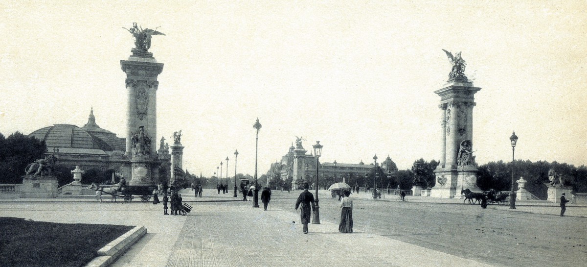 Pont Alexandre III, Paris circa 1900 © French Moments