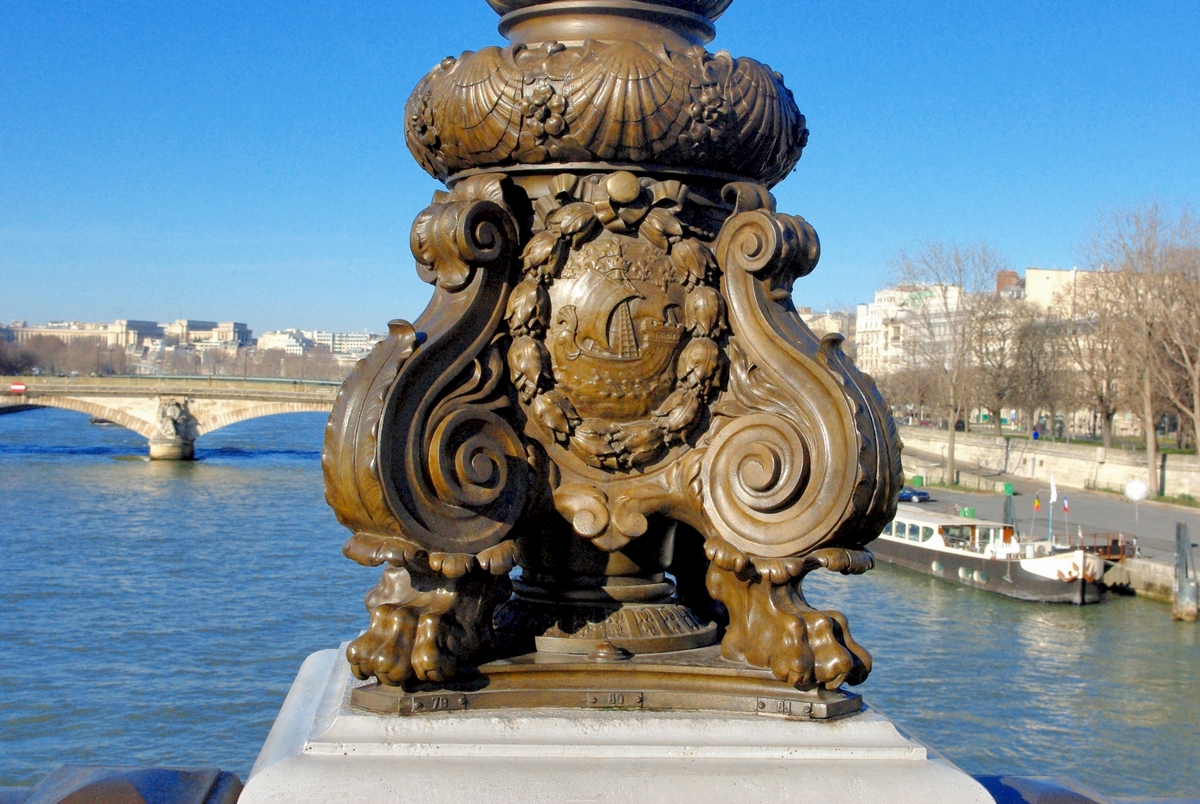 Date De Construction Du Pont Alexandre 3 Why Pont Alexandre III is Paris' most beautiful bridge - French Moments