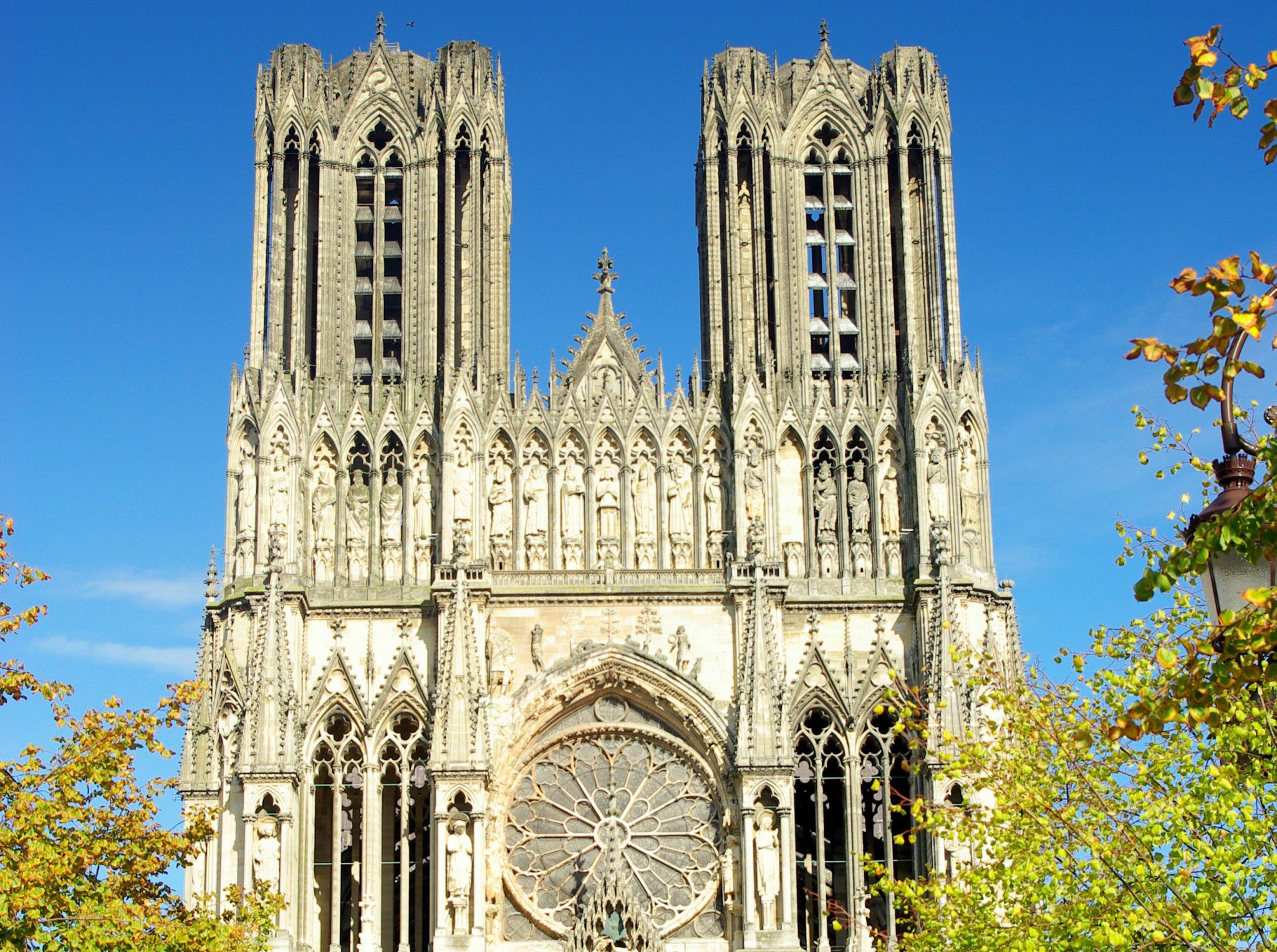 The Top 10 Most Famous Monuments of France - French Moments