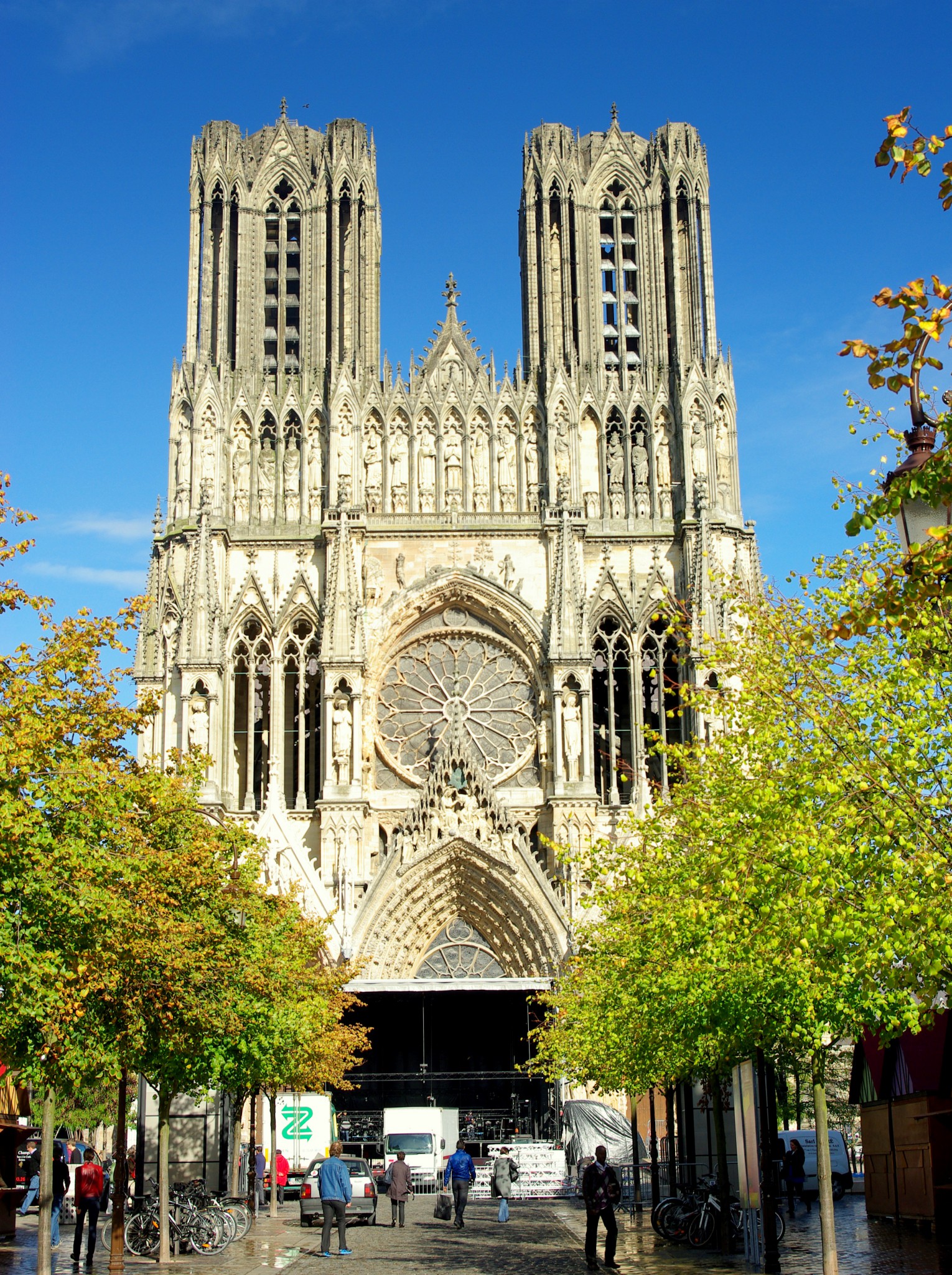 West front of Reims Cathedral © French Moments