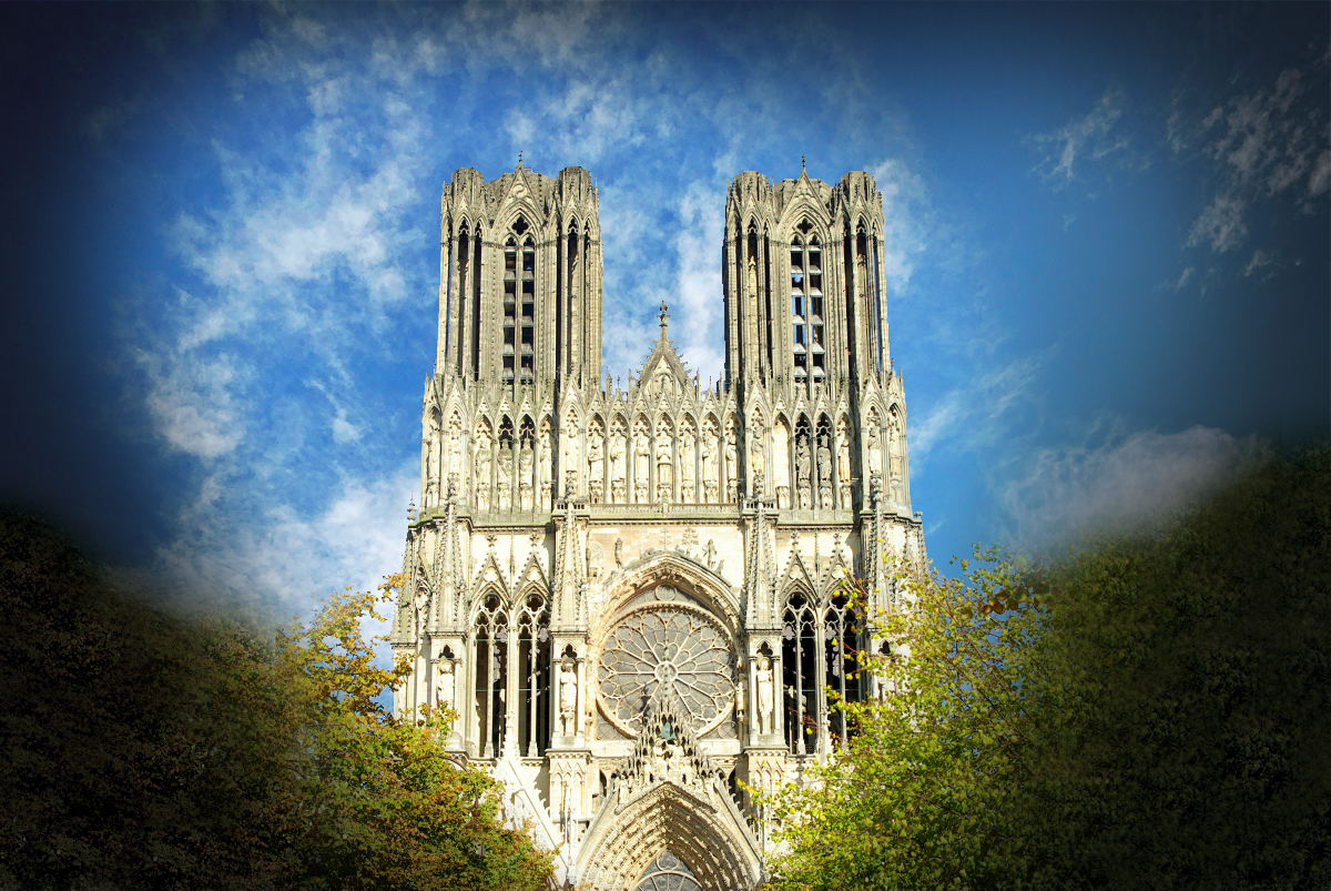 Chartres Cathedral: View of lower west front facade