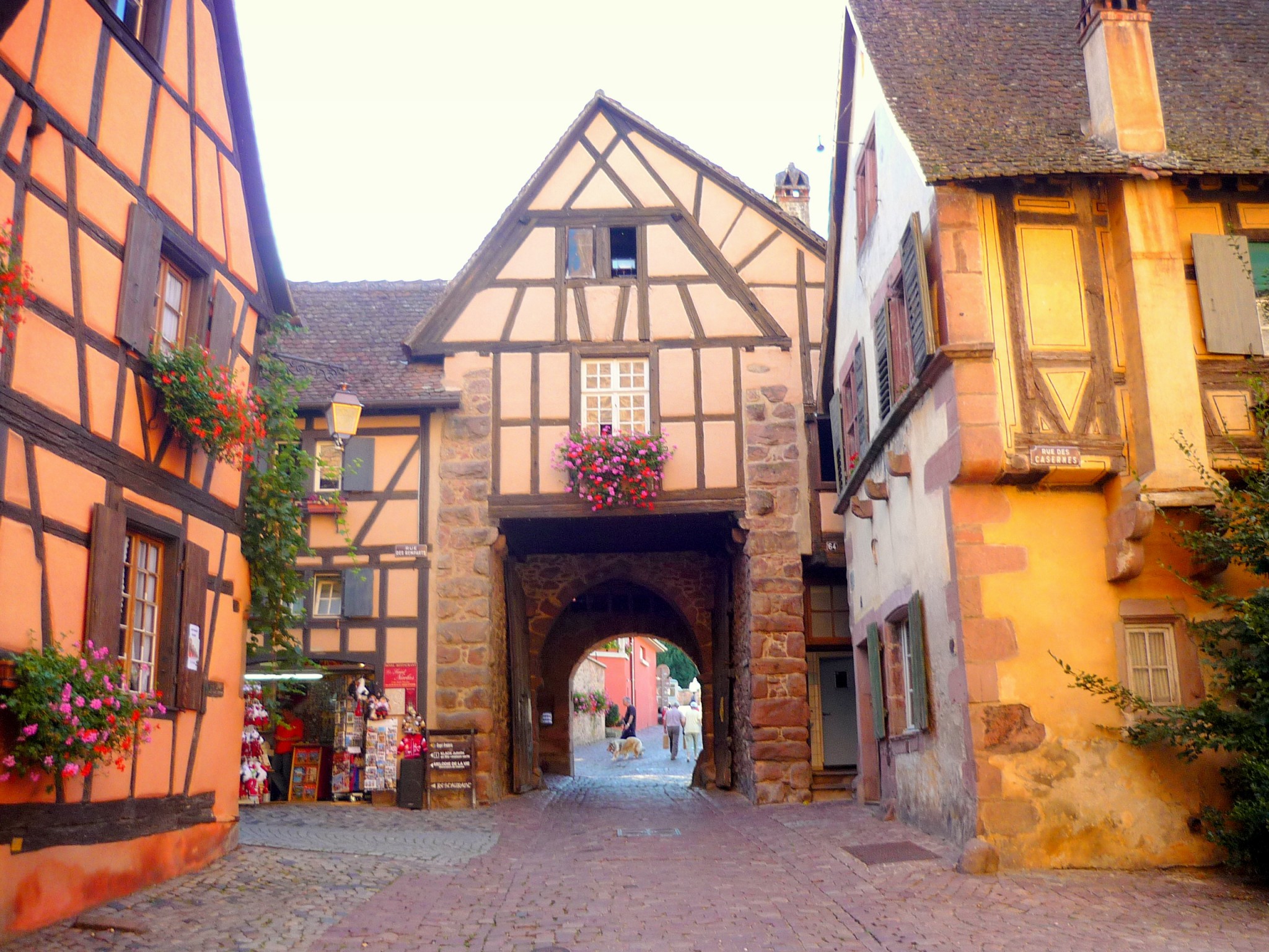 City gates of Alsace - Riquewihr © French Moments