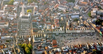 Squares of Arras from above © Pir6mon - licence [CC BY-SA 3
