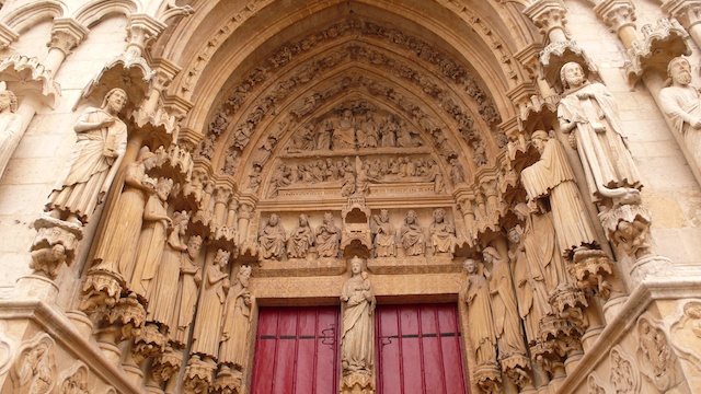 Portal of the Virgin © Welleschik, Creative Commons (CC BY-SA 3.0)